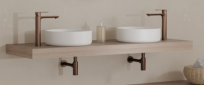 Miscelatore alto per lavabo da appoggio