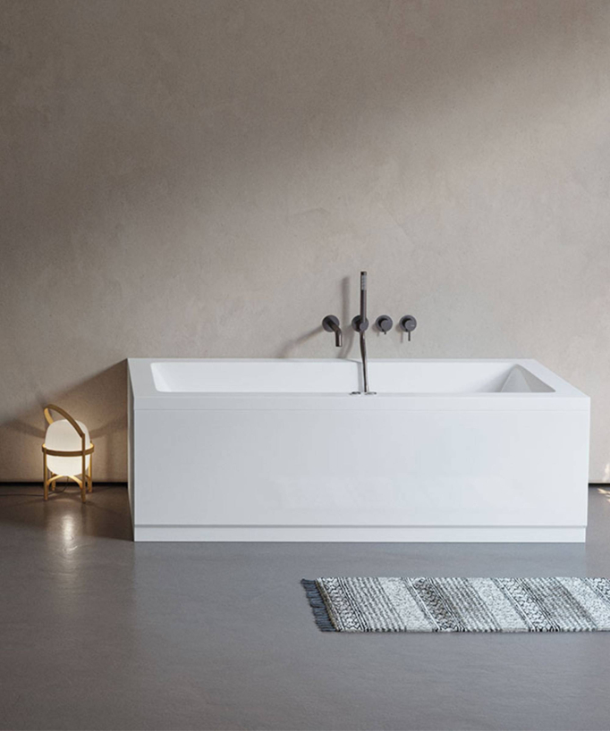 Baignoire acrylique avec tablier - Cube, de forme rectangulaire et de finition blanche 