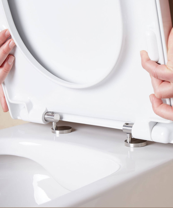 WC sospeso con sedile incluso Bianco lucido - Arc