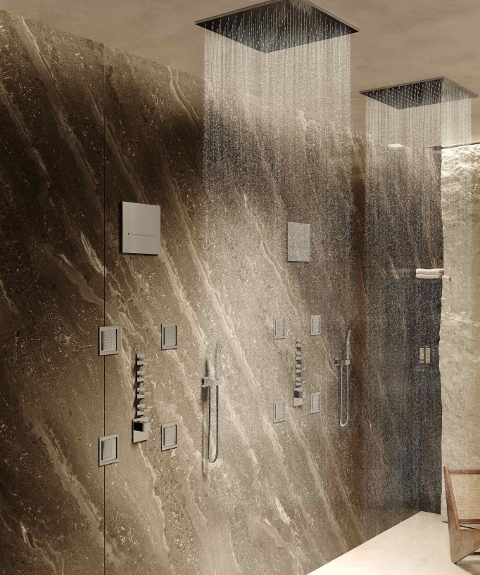 Composizione doccia termostatica con soffione a pioggia Wellness e body jets - Sirius