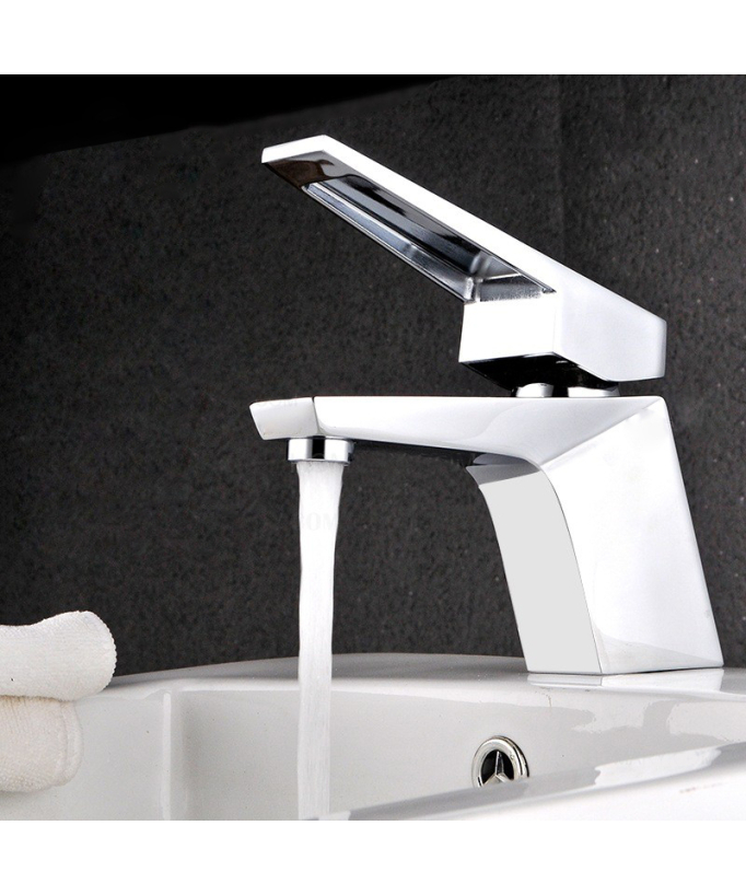 Miscelatore lavabo moderno in ottone massiccio
